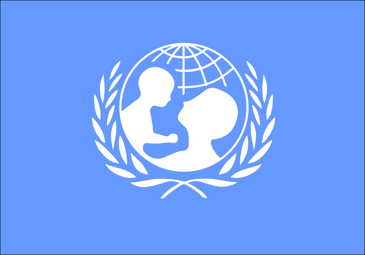 World Lots: UNICEF International Year of the Child Thirty-Piece, Lot  #31712