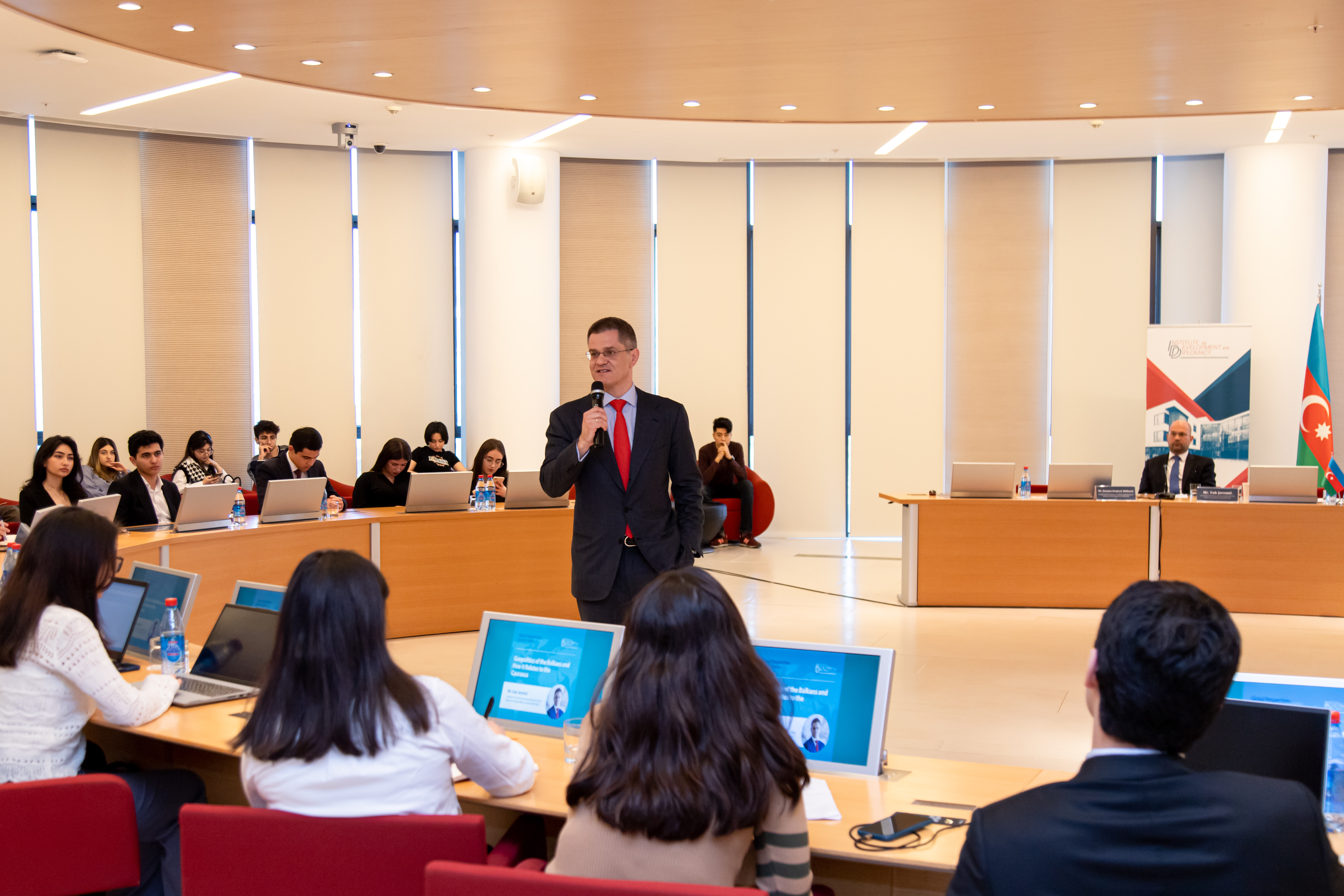 Vuk Jeremić delivered a lecture at ADA University in Baku